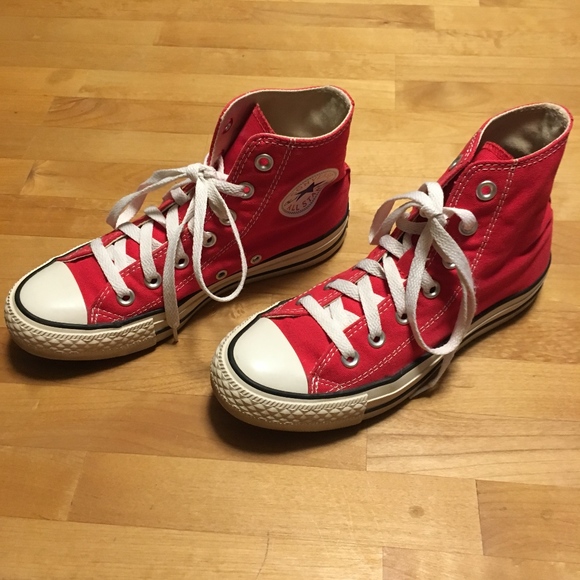 Converse Shoes - Red Converse Chuck Taylor High Tops - Size 6.5